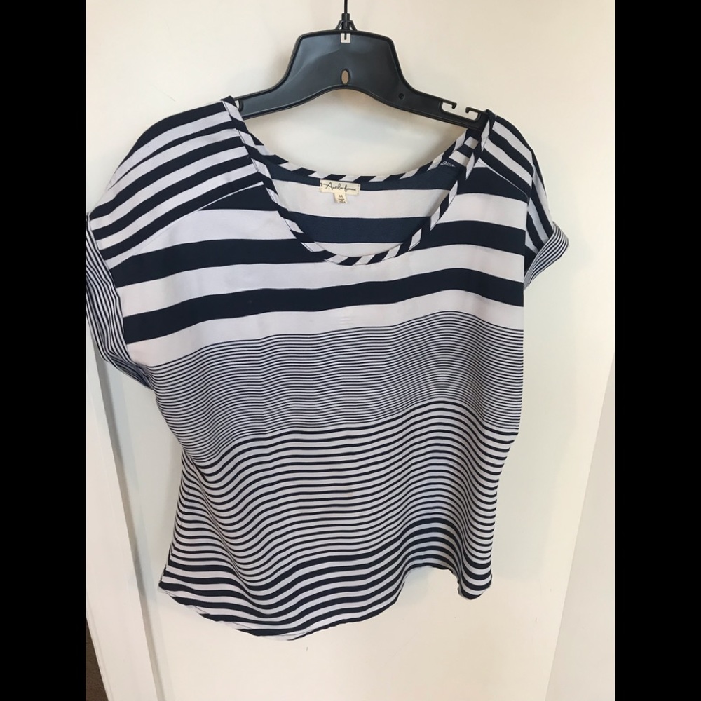 Stripped top